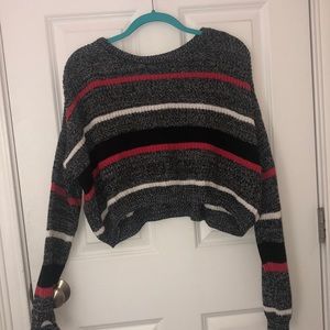 Cropped crew neck sweater. Size S. Black white red